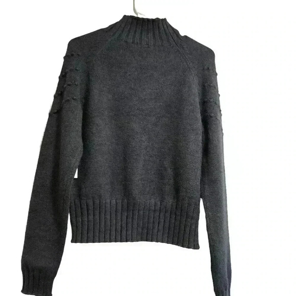 Elegant Black Mock Neck Knit Sweater - New with Tags - Picture 6 of 14